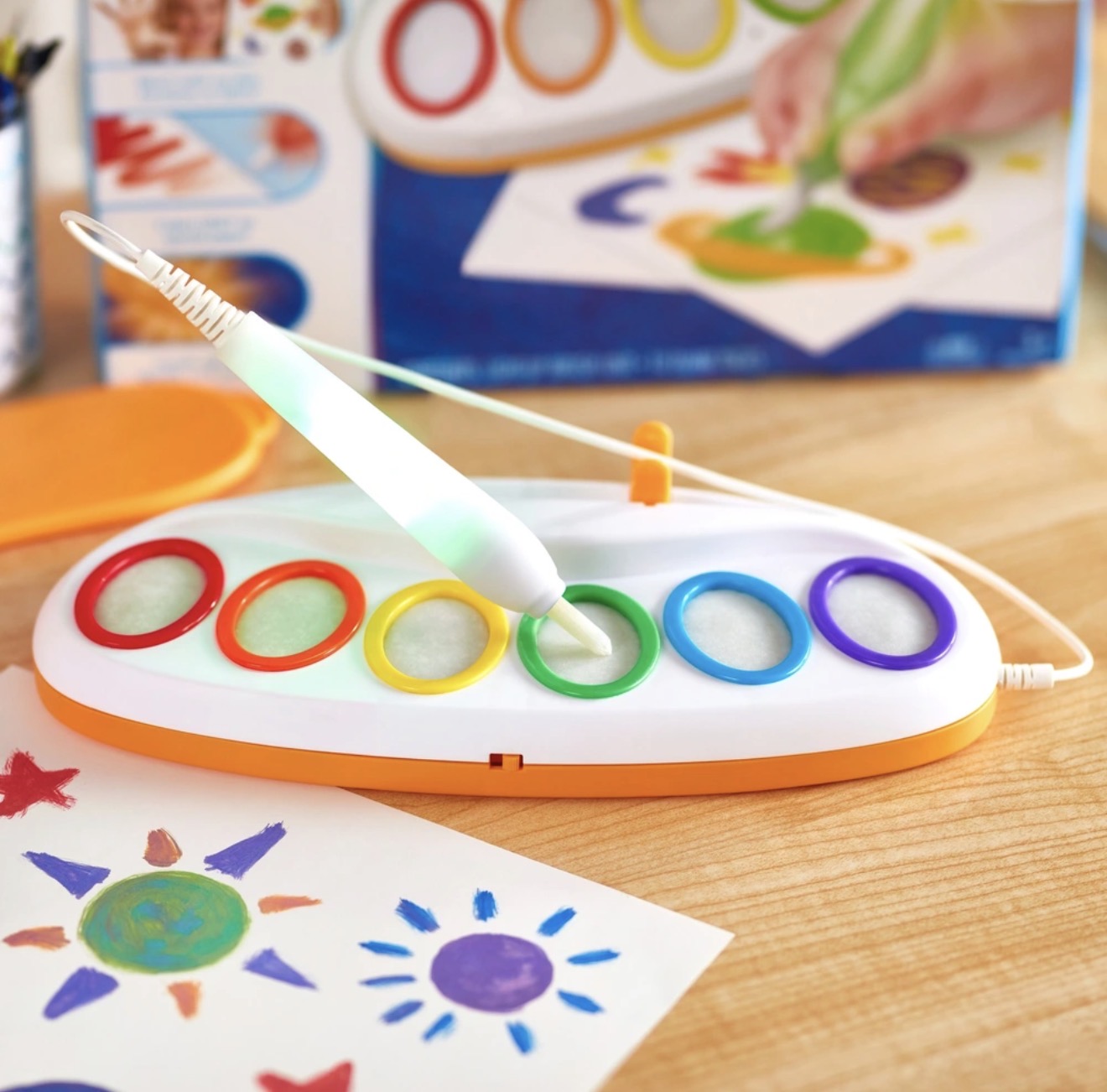 Magic Light Brush™ – Mess-Free Painting Set for Kids | Color Wonder Style Water Paint Pen with 6 Rainbow Pots & Drawing Sheets